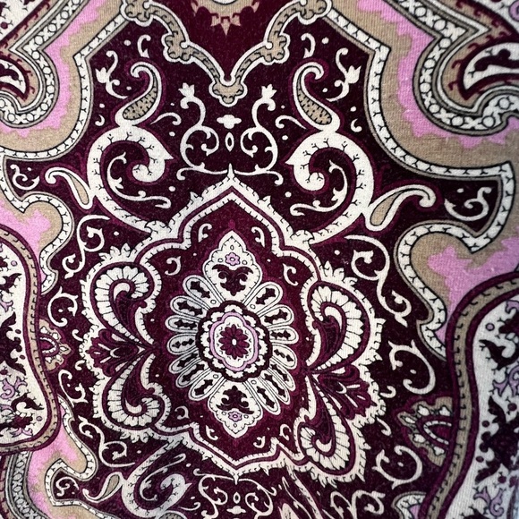 Ann Taylor Sleevless Damask-like Pattern in Pinks and Taupe, Peek-a-Boo Neck L - Picture 7 of 8